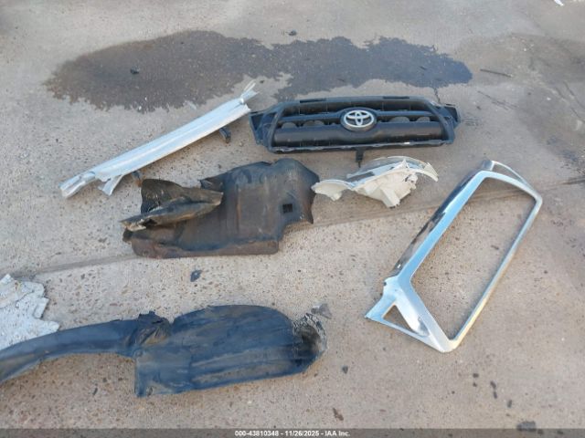 Toyota Tacoma Prerunner V6 Image 14