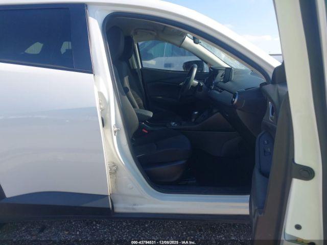 Mazda Cx Sport Image 2