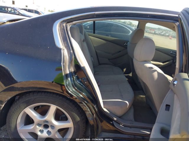 Nissan Altima 2.5 Image 10