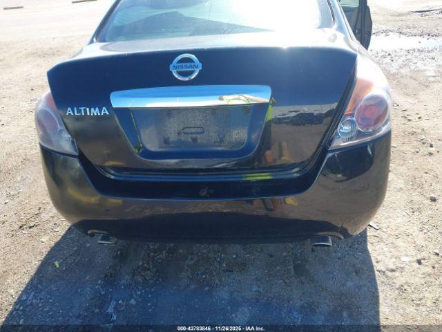 Nissan Altima 2.5 Image 17