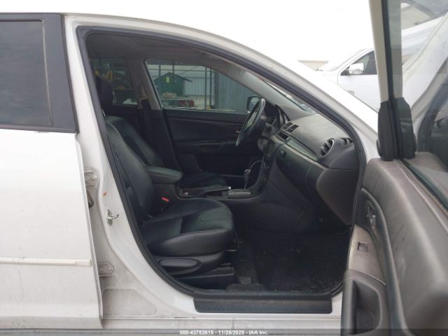 Mazda Mazda3 S Touring Image 8