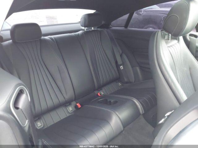 Mercedes-Benz E-Class Image 8