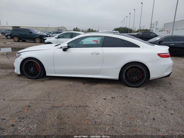 Mercedes-Benz E-Class Image 9