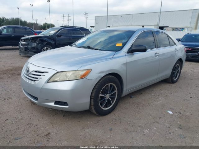 Toyota Camry Xle Image 11