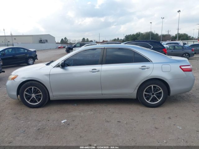 Toyota Camry Xle Image 6