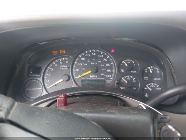 Chevrolet Silverado 1500 Ls Image 11