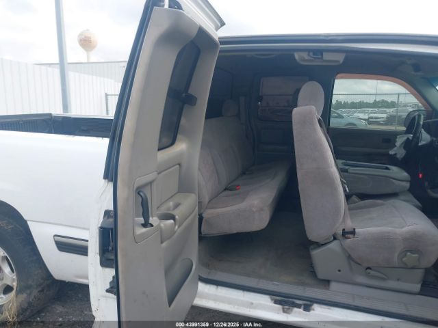 Chevrolet Silverado 1500 Ls Image 14