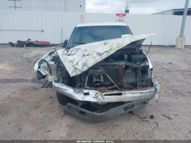 Chevrolet Silverado 1500 Ls Image 7