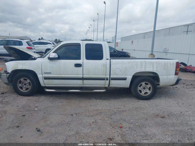Chevrolet Silverado 1500 Ls Image 2