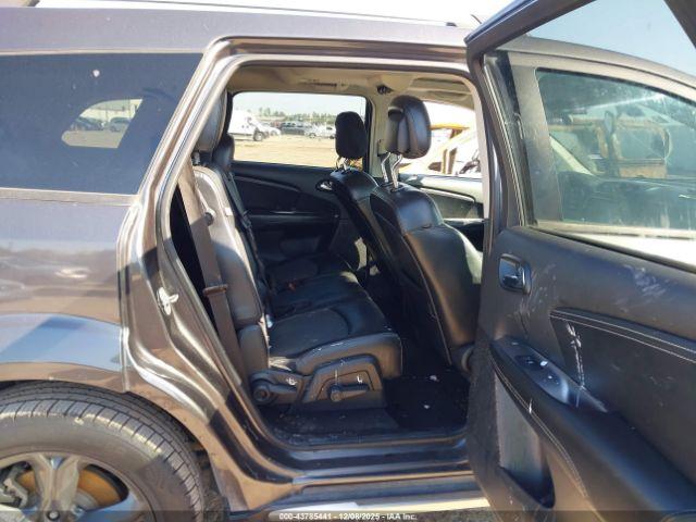 Dodge Journey Crossroad Image 13