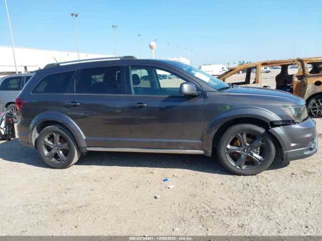 Dodge Journey Crossroad Image 12