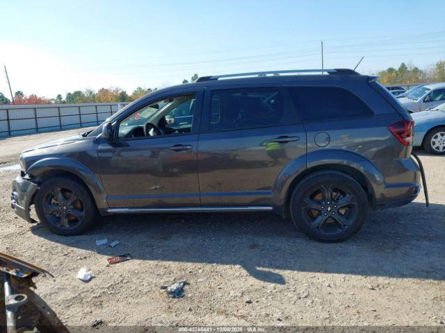 Dodge Journey Crossroad Image 14