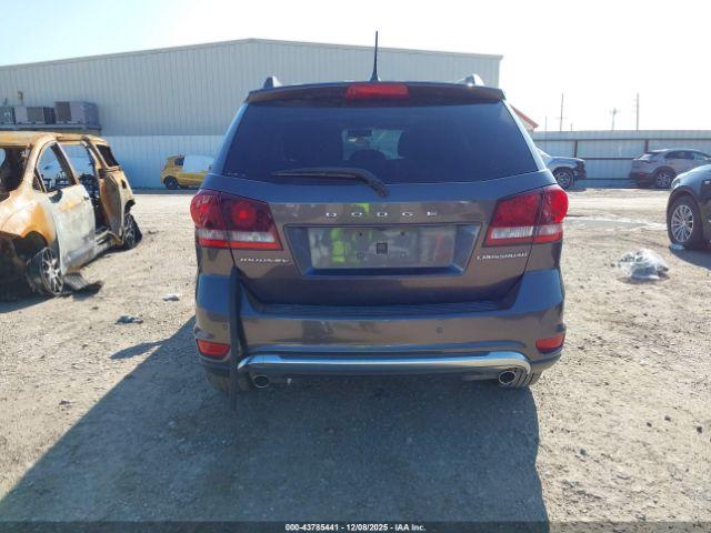 Dodge Journey Crossroad Image 15