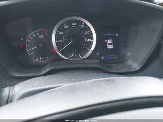 Toyota Corolla Le Image 4