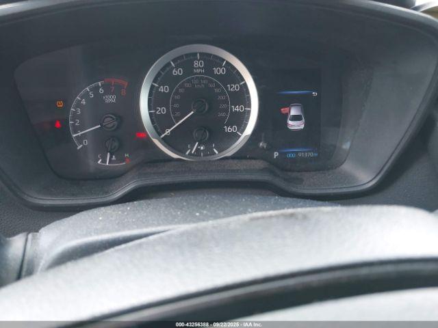 Toyota Corolla Le Image 4