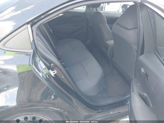 Toyota Corolla Le Image 3