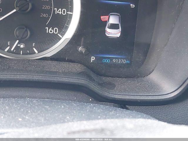 Toyota Corolla Le Image 14