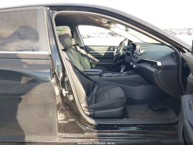 Nissan Altima Sv Fwd Image 3