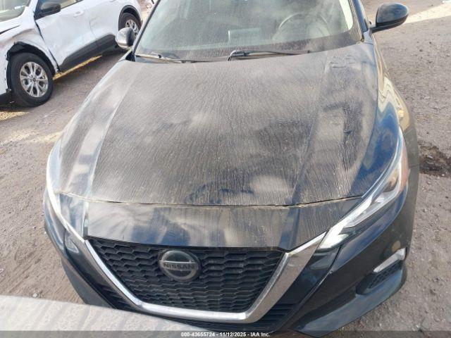 Nissan Altima Sv Fwd Image 12