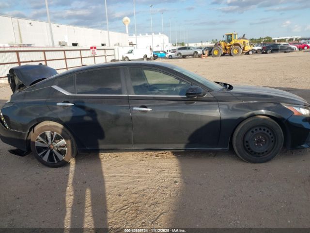 Nissan Altima Sv Fwd Image 10