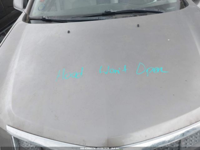 Cadillac SRX Luxury Collection Image 9