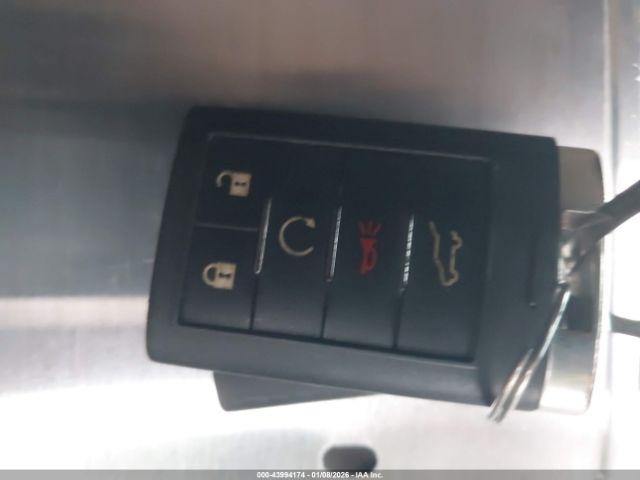 Cadillac SRX Luxury Collection Image 11