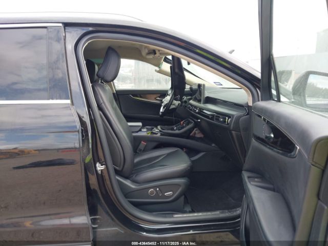 Lincoln Nautilus Standard Image 10