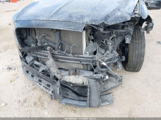 Lincoln Nautilus Standard Image 8