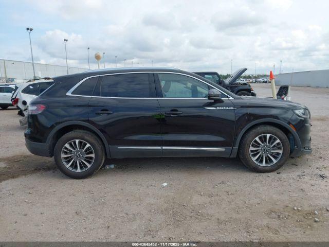 Lincoln Nautilus Standard Image 5