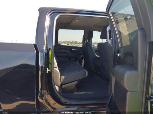 Chevrolet Silverado 1500 Lt Image 5