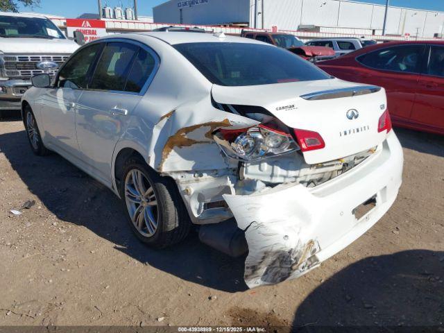INFINITI G37 Journey Image 3