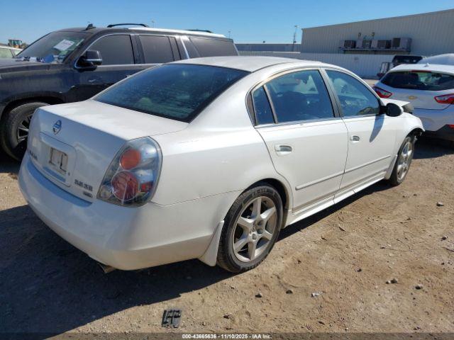 Nissan Altima 3.5 Se Image 8