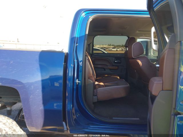 Chevrolet Silverado 1500 High Country Image 4