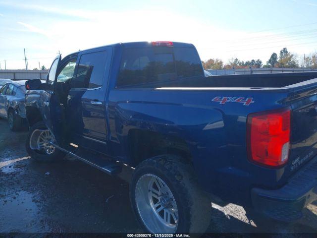 Chevrolet Silverado 1500 High Country Image 14
