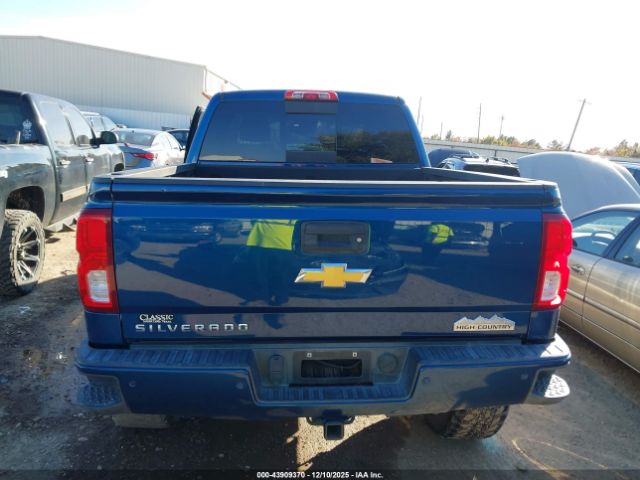 Chevrolet Silverado 1500 High Country Image 12