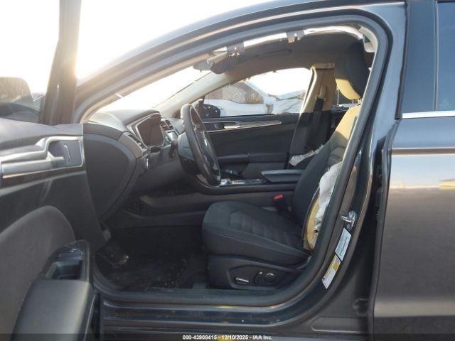 Ford Fusion Se Image 3