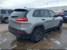 Jeep Cherokee Sport Image 5