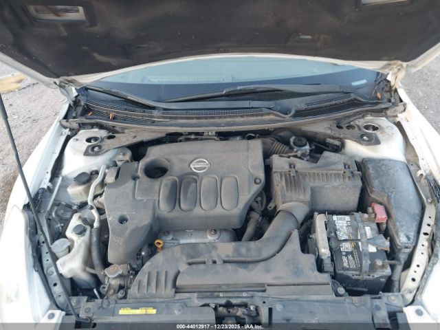 Nissan Altima 2.5 S Image 8