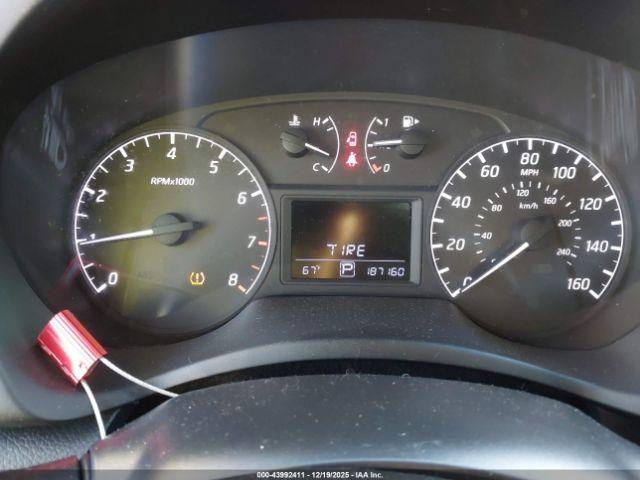 Nissan Sentra S Image 3