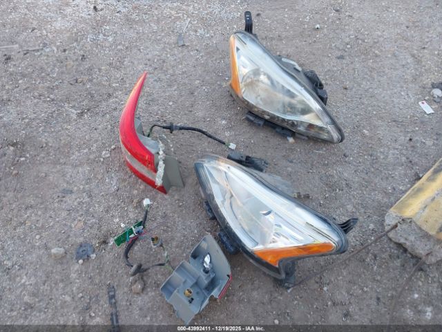 Nissan Sentra S Image 8