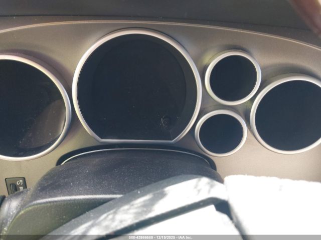 Toyota Sequoia Platinum 5.7l V8 Image 18