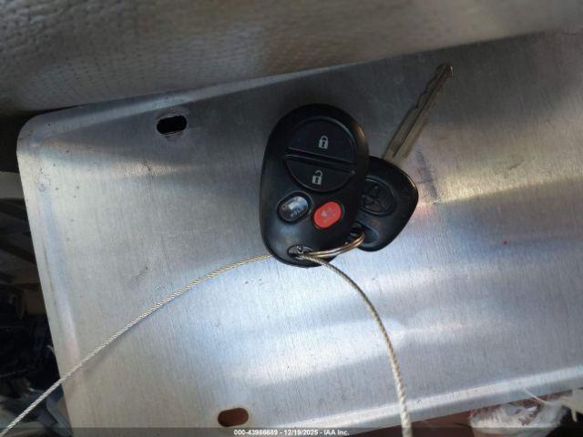 Toyota Sequoia Platinum 5.7l V8 Image 6