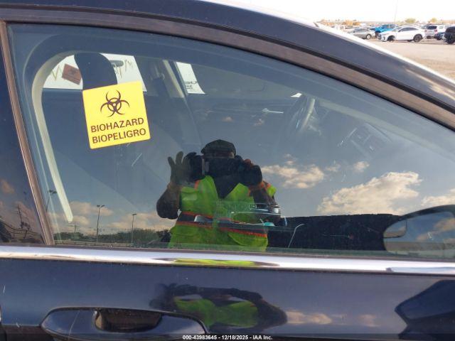 Ford Fusion S Image 12