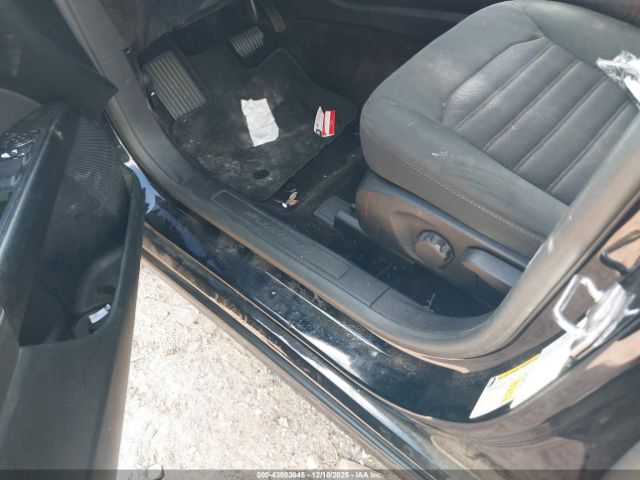 Ford Fusion S Image 15