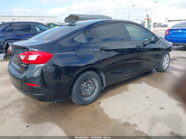 Chevrolet Cruze Ls Auto Image 14