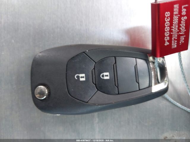 Chevrolet Cruze Ls Auto Image 4