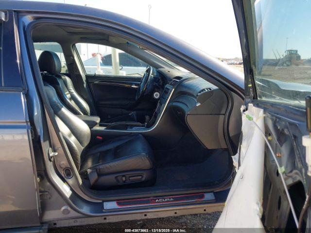 Acura TL Image 13