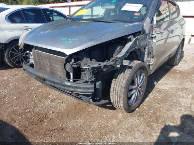 Hyundai TUCSON Limited Image 9