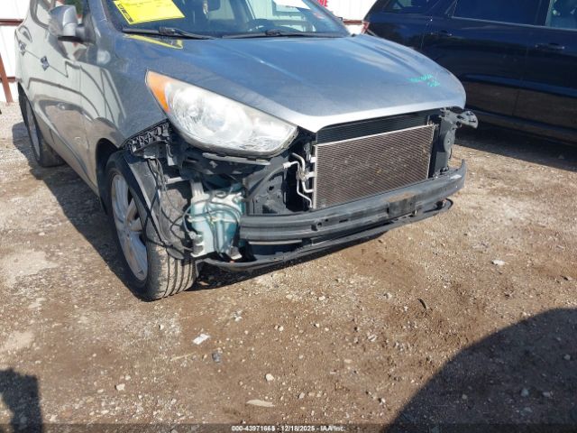 Hyundai TUCSON Limited Image 13