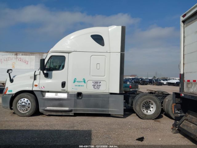 Freightliner Cascadia 125 Image 3
